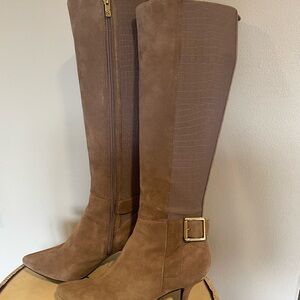 Calvin Klein Julietta suede boots size 6